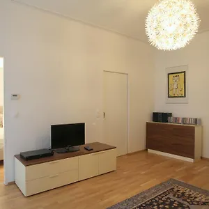 Moderne Stadtwohnung Mit Balkon Appartamento Vienna