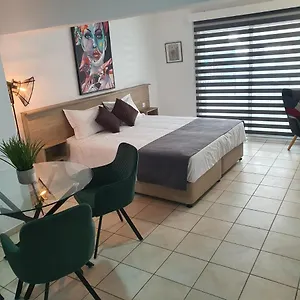  Apartment Bay Zypern